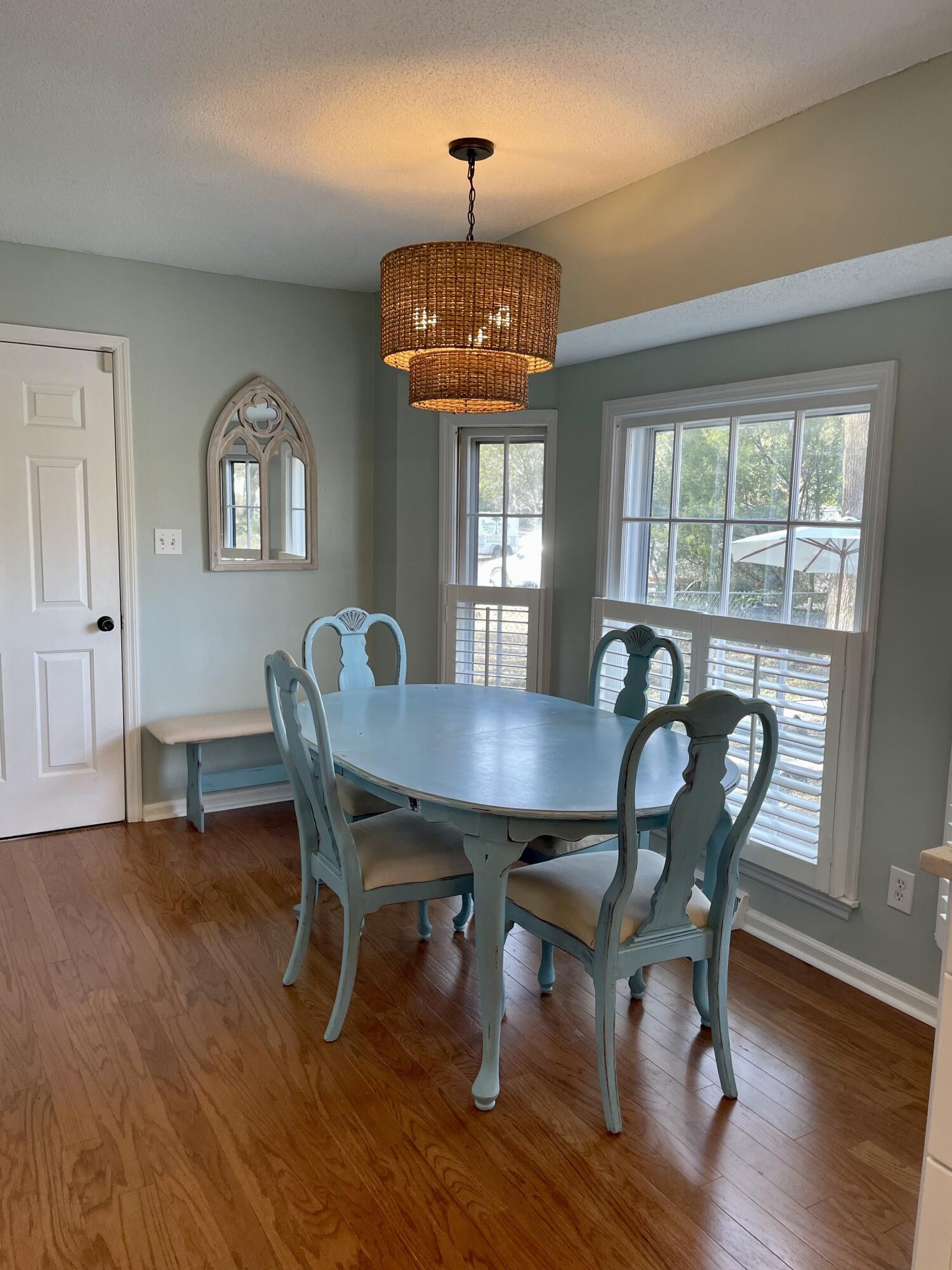 1717 Sulgrave Road Charleston, SC 29414 - Photo 18 of 48 Breakfast Nook 2