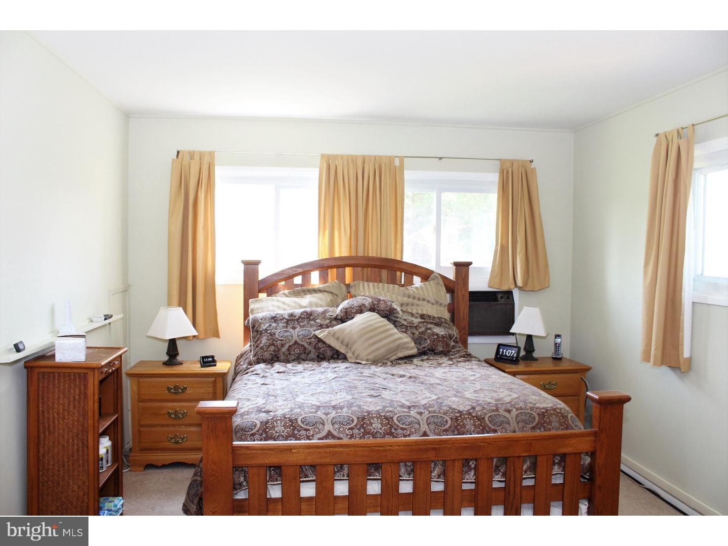 12 Dolphin Road Levittown, PA 19056 - Photo 11 of 22 Bedroom - Main