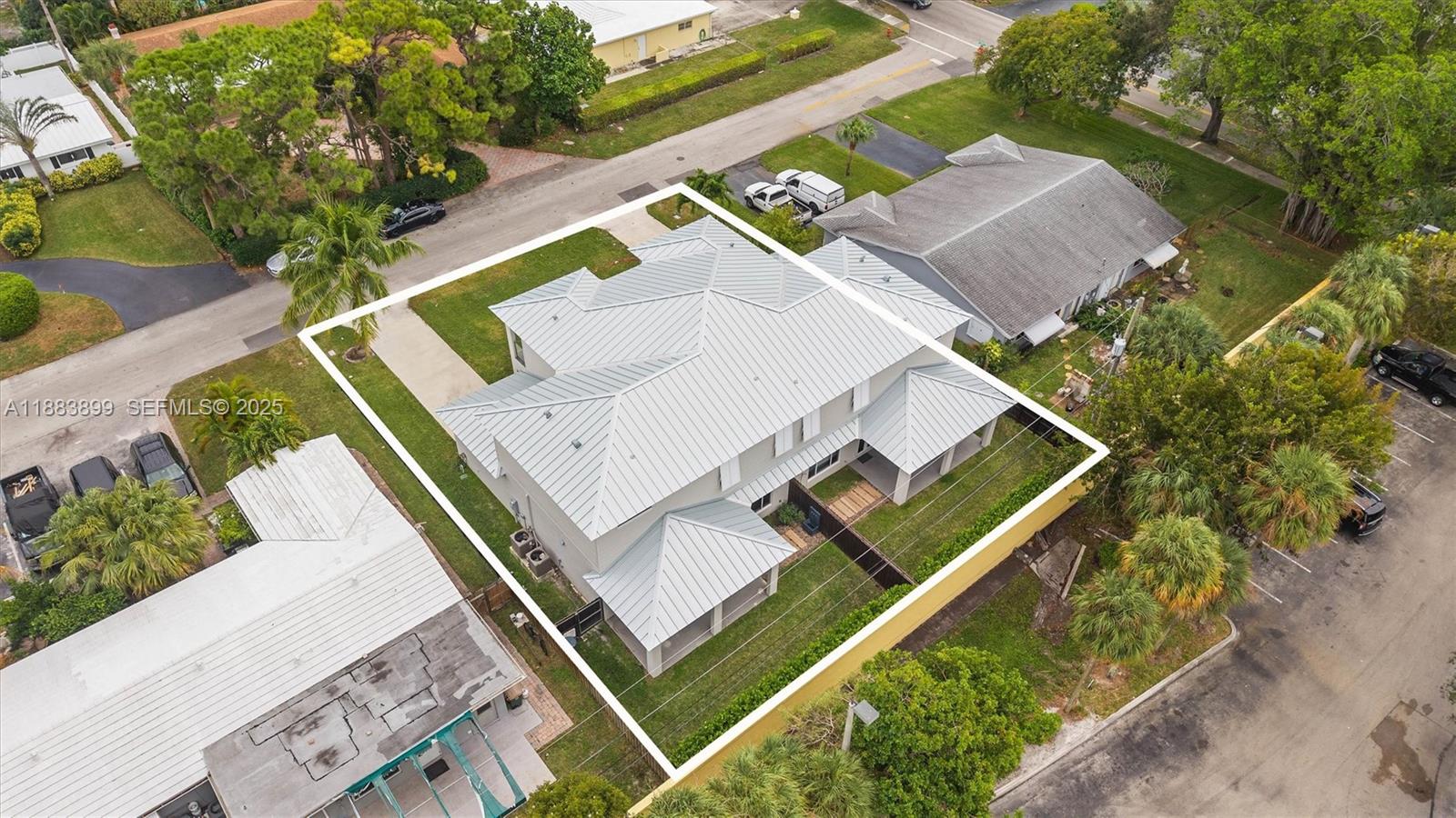 2431 Northeast 20th Avenue Lighthouse Point, FL 33064 - Photo 41 of 52