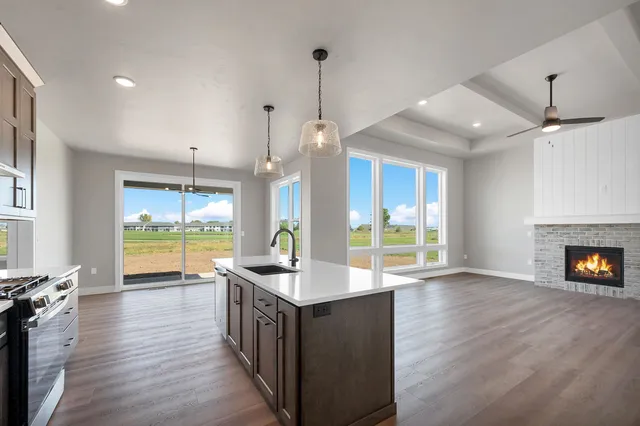 $634,900 | 287 Kerrigan Drive, Wrightstown, WI 54180