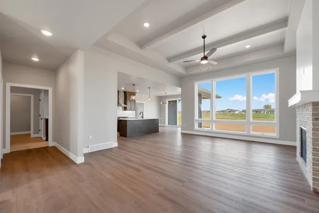 $634,900 | 287 Kerrigan Drive, Wrightstown, WI 54180