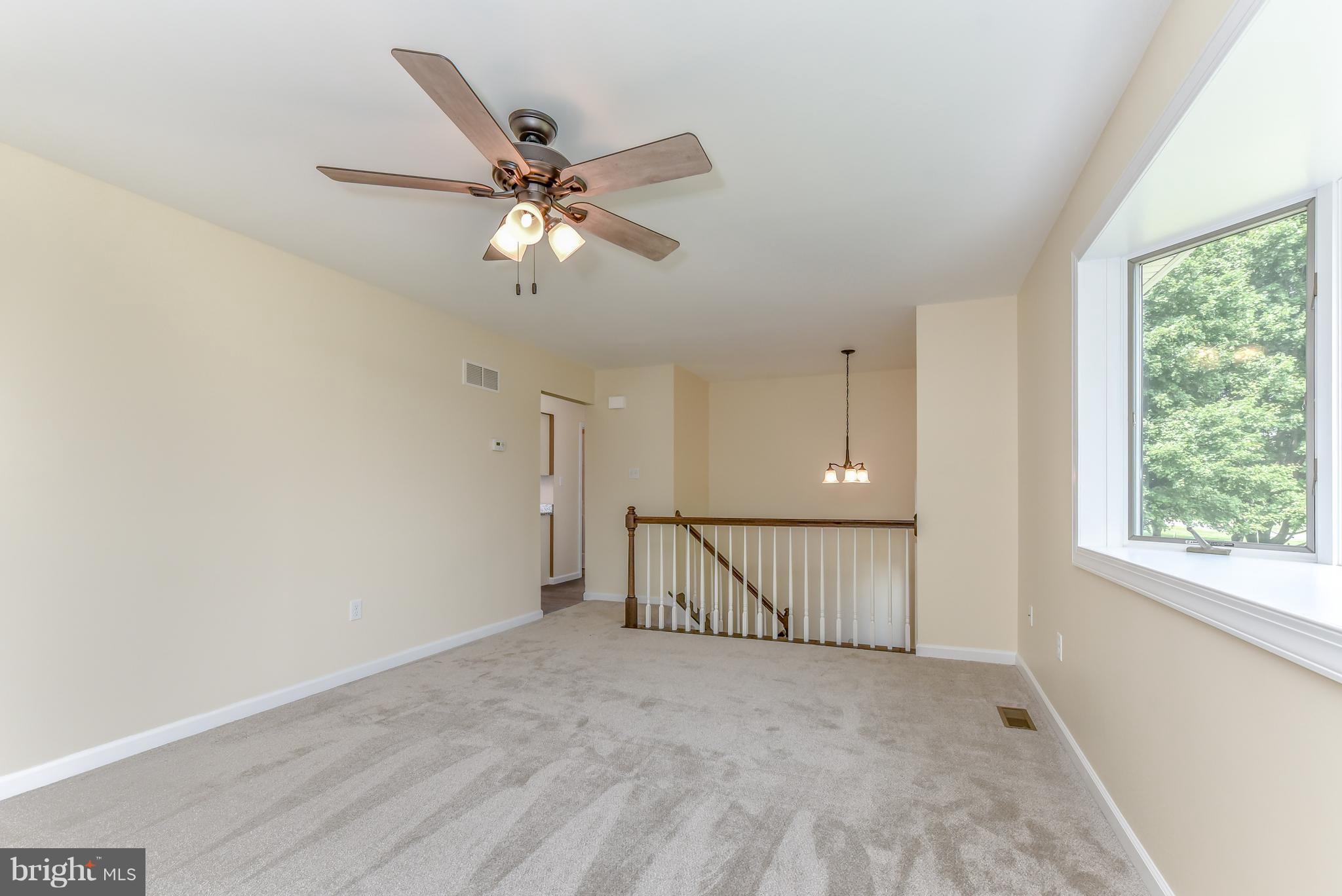 85 Surrey Lane Rising Sun, MD 21911 - Photo 6 of 28 Living Room