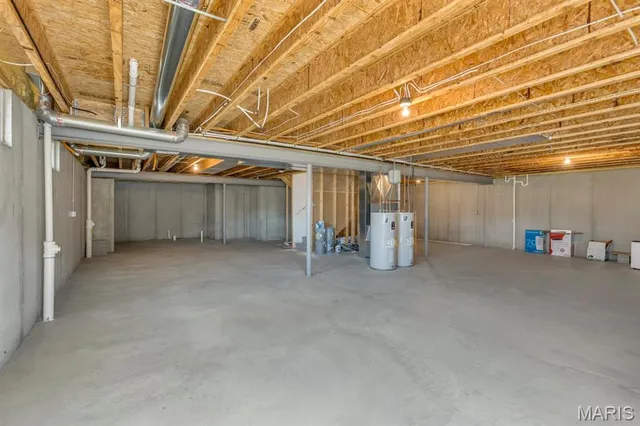 $385,000 | 506 Country Landing Drive, Lake St. Louis, MO 63367