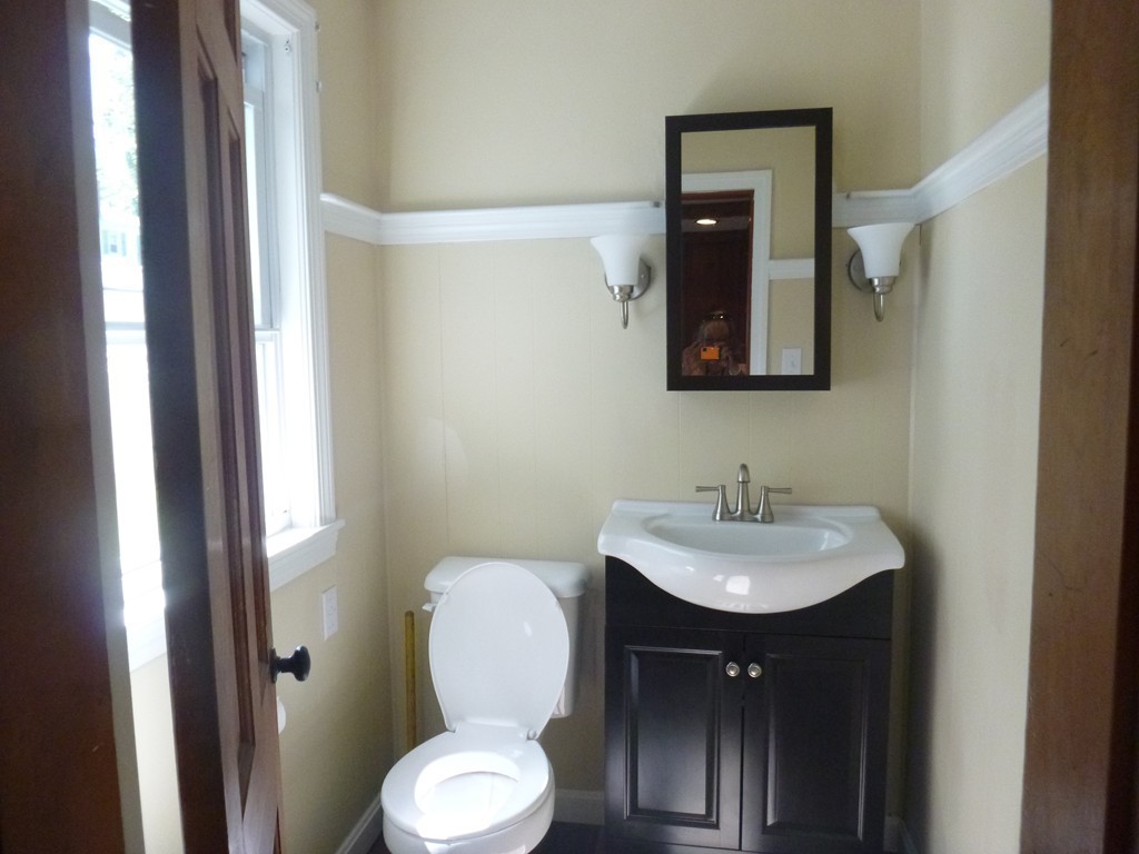 27 Stark Road Worcester, MA 01602 - Photo 16 of 29 Gallery Image 16