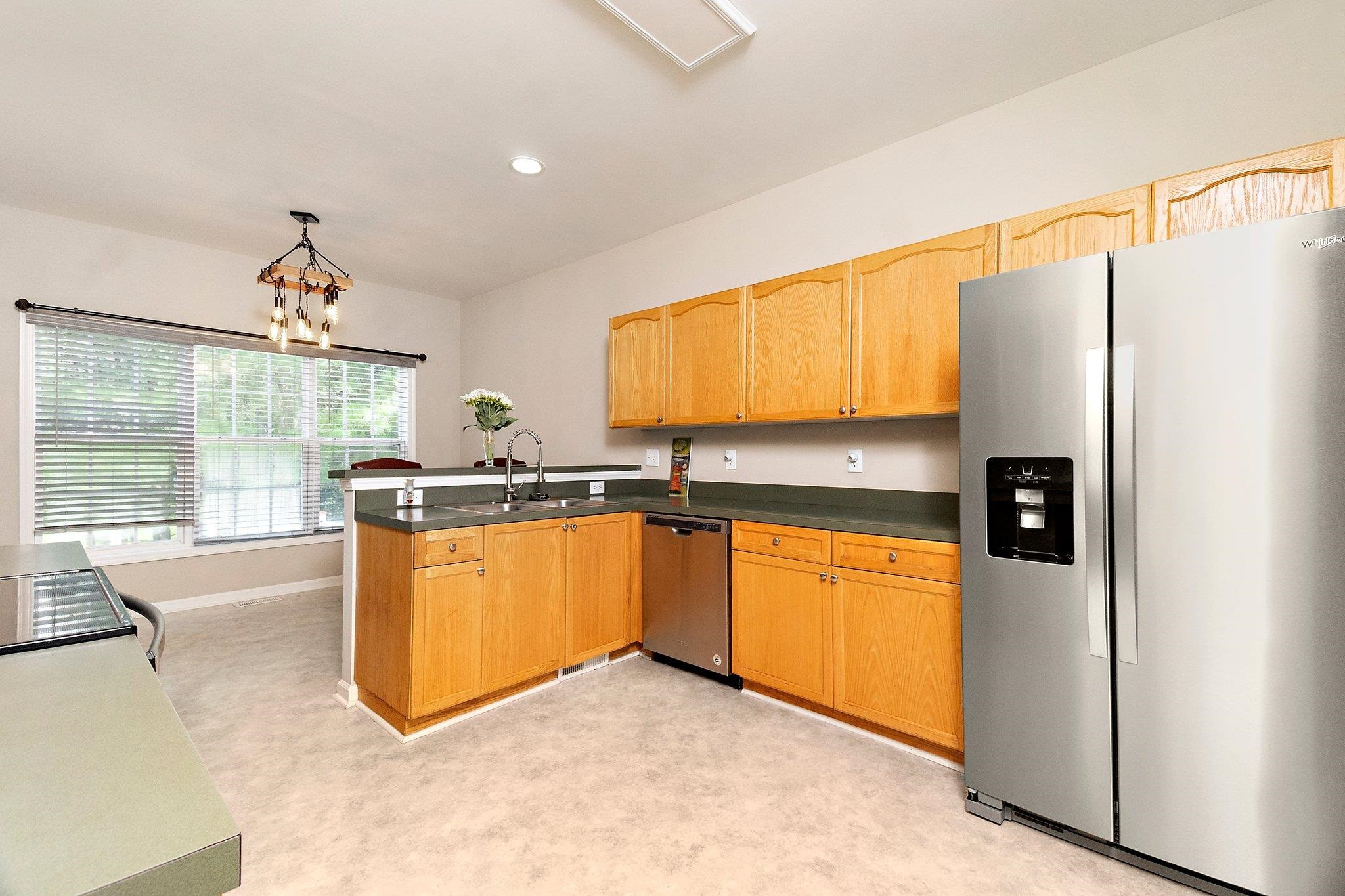 3855 Pin Oak Road Raleigh, NC 27604 - Photo 4 of 10 Kitchen