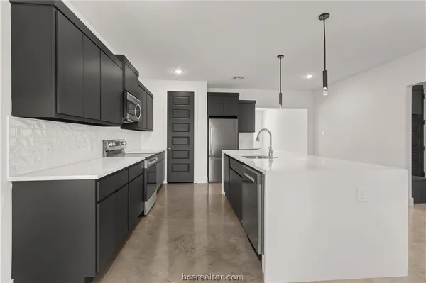 $3,200 | 3009 Alpha Wolf Court, College Station, TX 77845