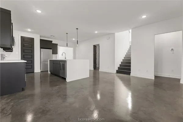 $3,200 | 3009 Alpha Wolf Court, College Station, TX 77845