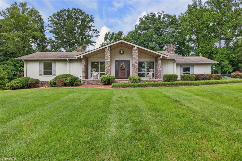 323 Nurse Road Ararat, NC 27007 - Photo 2 of 35 Gallery Image 2