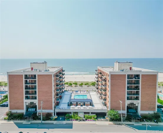 $1,049,000 | 230 West Broadway, Unit 713, Long Beach, NY 11561
