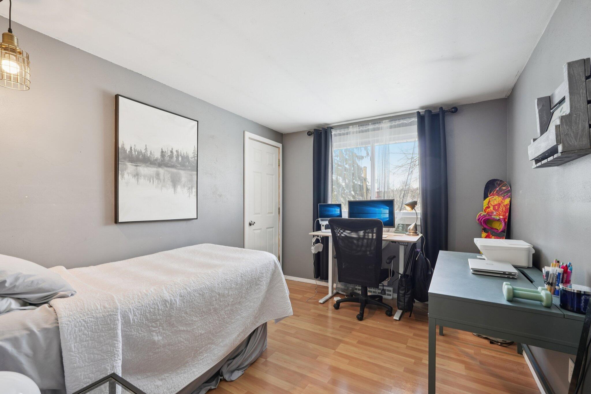 293 Meadowside Court Pewaukee, WI 53072 - Photo 25 of 39 BR 3