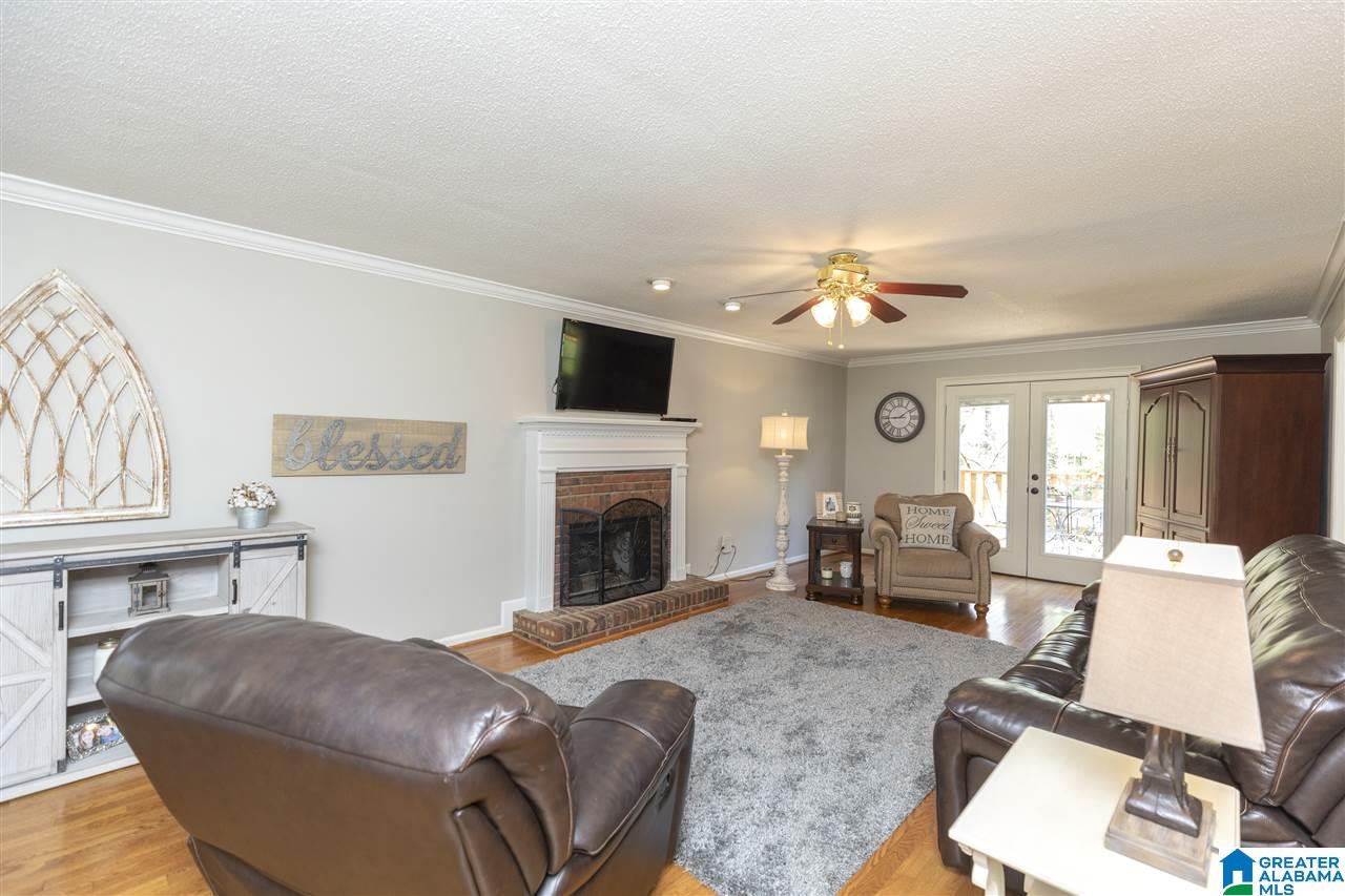 1020 Colonial Drive Alabaster, AL 35007 - Photo 8 of 31