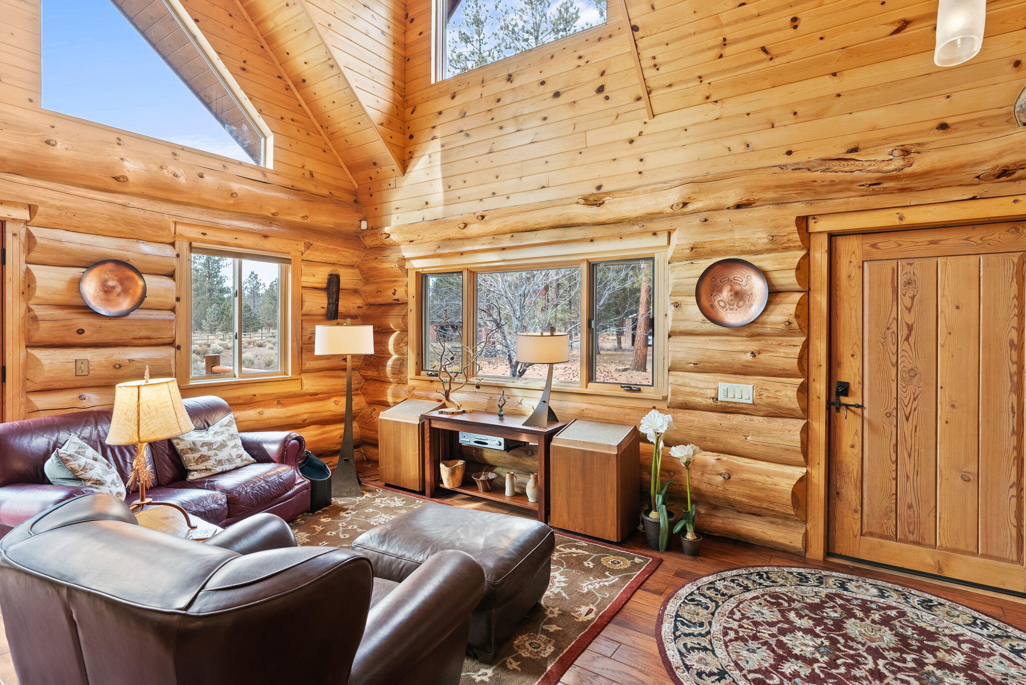 69440 Crooked Horseshoe Road Sisters, OR 97759 - Photo 6 of 76 37-web-or-mls-Riley Visuals-37