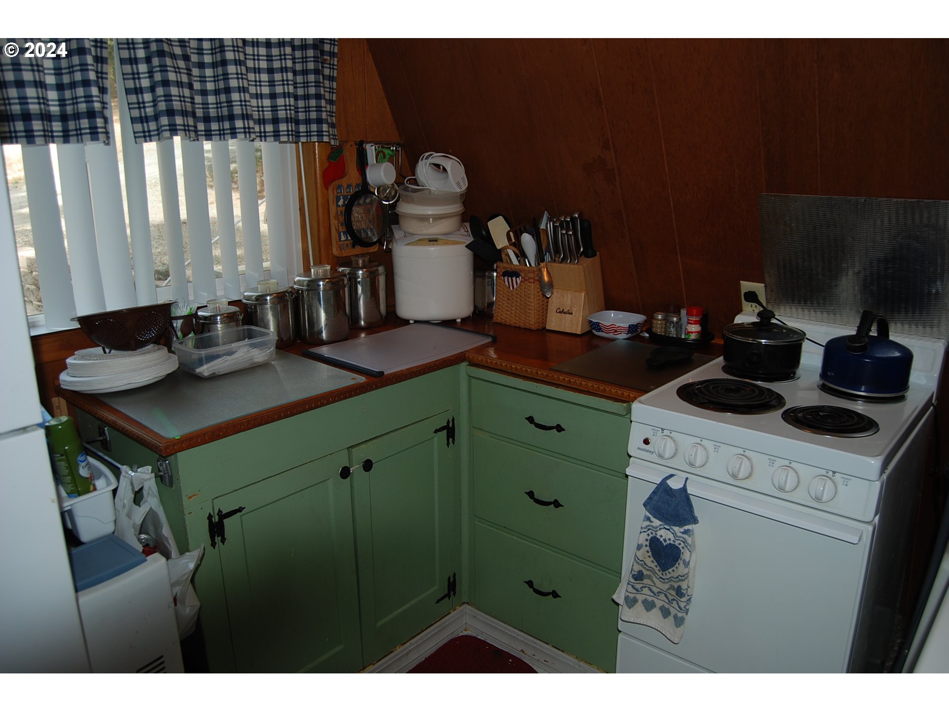 892 Cracker Street Sumpter, OR 97877 - Photo 13 of 25