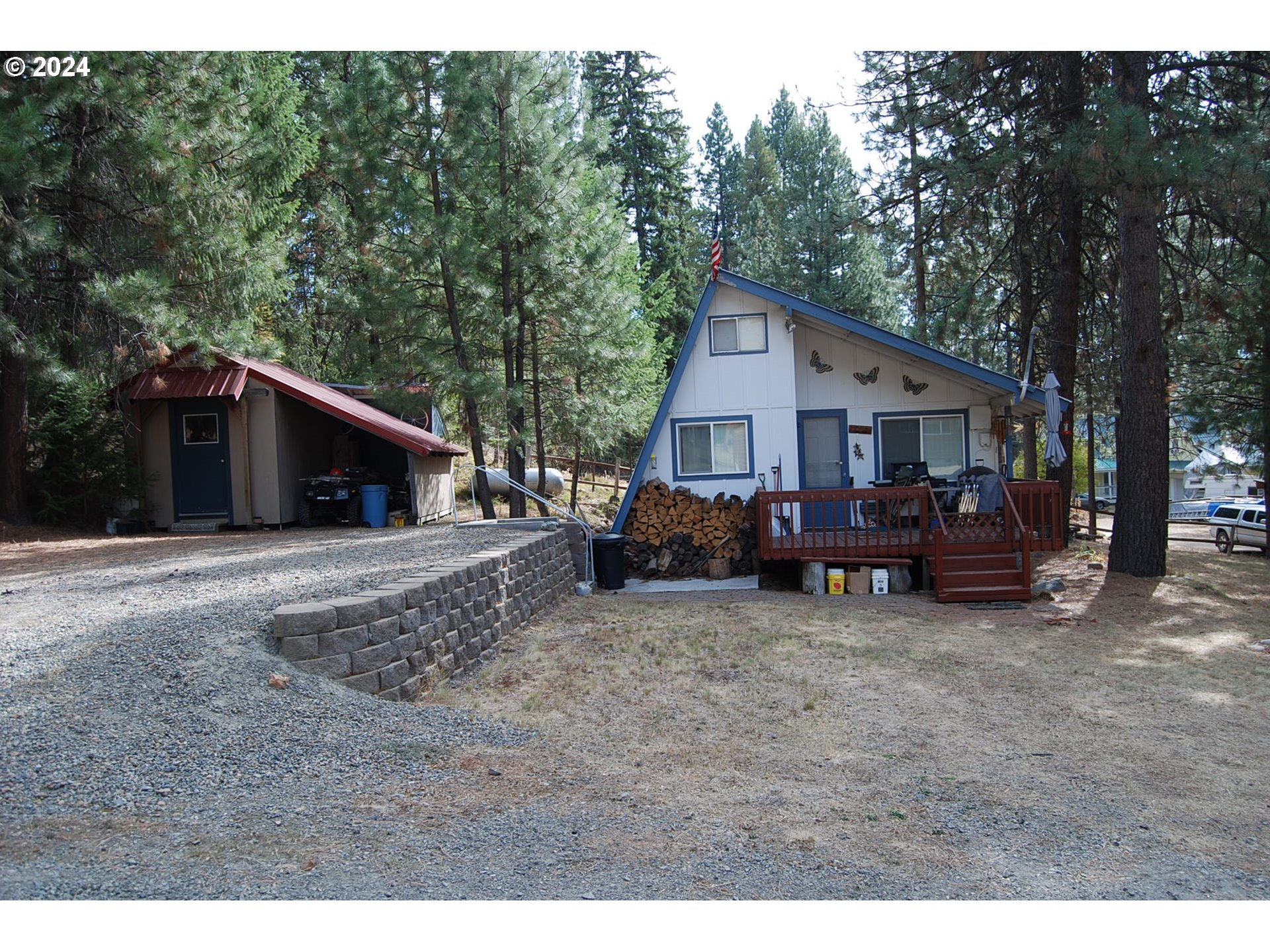 892 Cracker Street Sumpter, OR 97877 - Photo 10 of 25