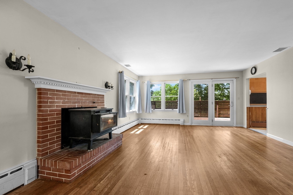 20 Quaker Road Falmouth, MA 02540 - Photo 10 of 38