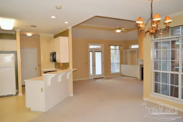 $2,150 | 4078 Oak Pointe Drive, Gulf Breeze, FL 32563