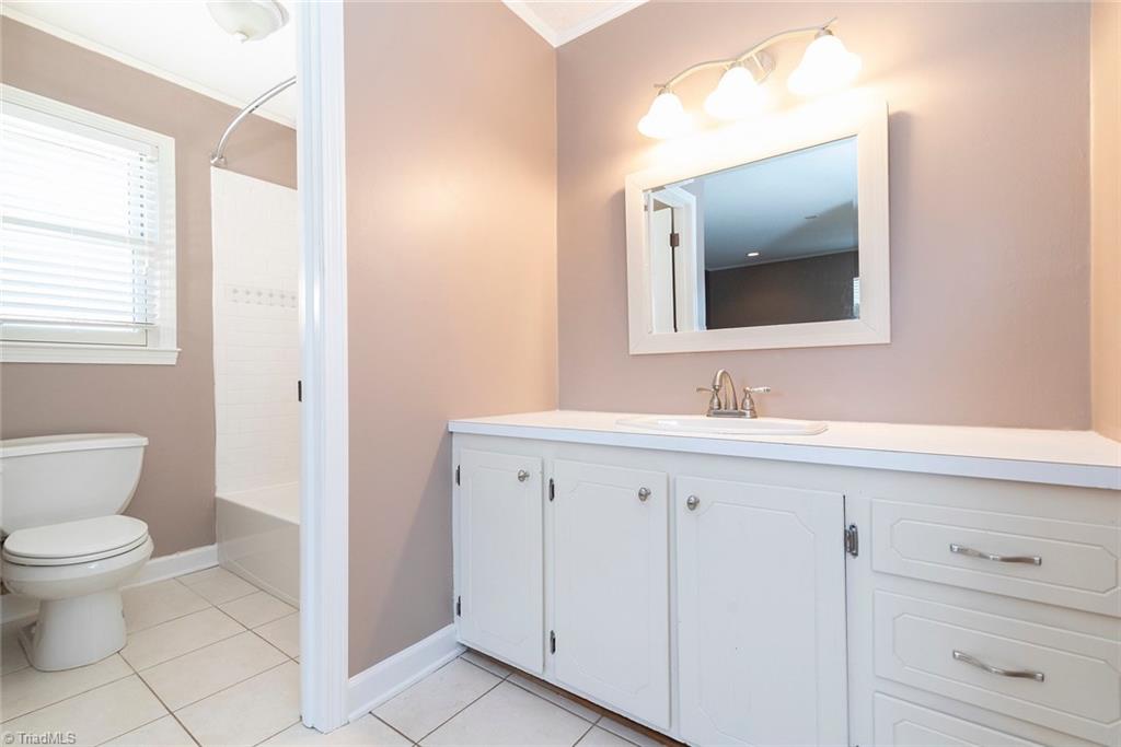 8151 Center Grove Church Road Clemmons, NC 27012 - Photo 21 of 30 Gallery Image 21