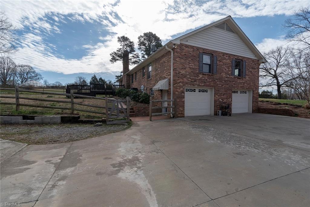 8151 Center Grove Church Road Clemmons, NC 27012 - Photo 25 of 30 Gallery Image 25