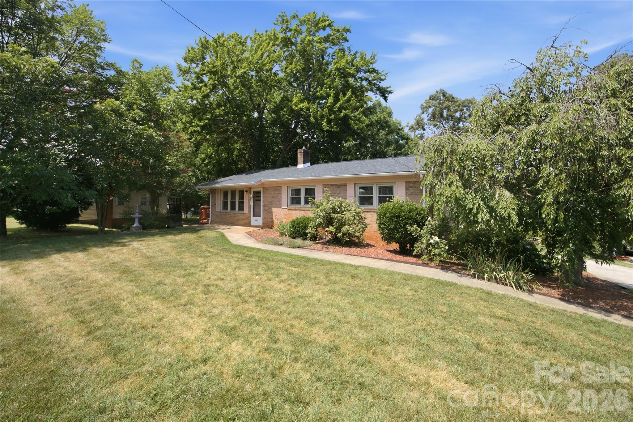 4821 Raleigh Street Conover, NC 28613 - Photo 7 of 47