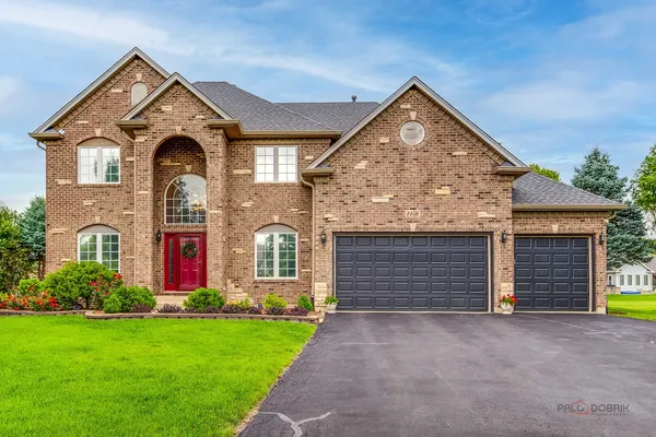 $600,000 | 1156 Wheatland Court, Yorkville, IL 60560