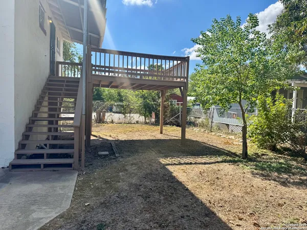 $750 | 108 Robert E Lee, Unit 2, San Antonio, TX 78214