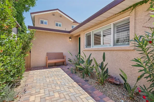 $795,000 | 639 I Avenue, Boulder City, NV 89005