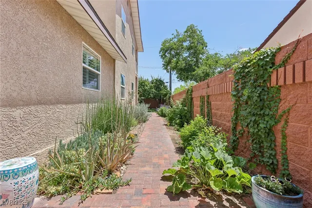 $795,000 | 639 I Avenue, Boulder City, NV 89005