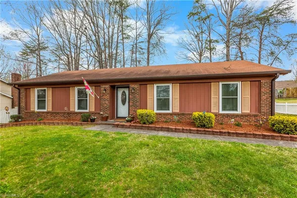 $249,900 | 1609 Cedarlimb Court, Winston-Salem, NC 27127