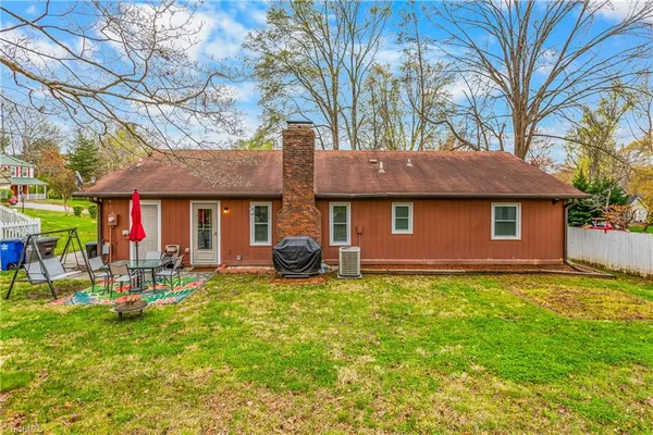 $249,900 | 1609 Cedarlimb Court, Winston-Salem, NC 27127