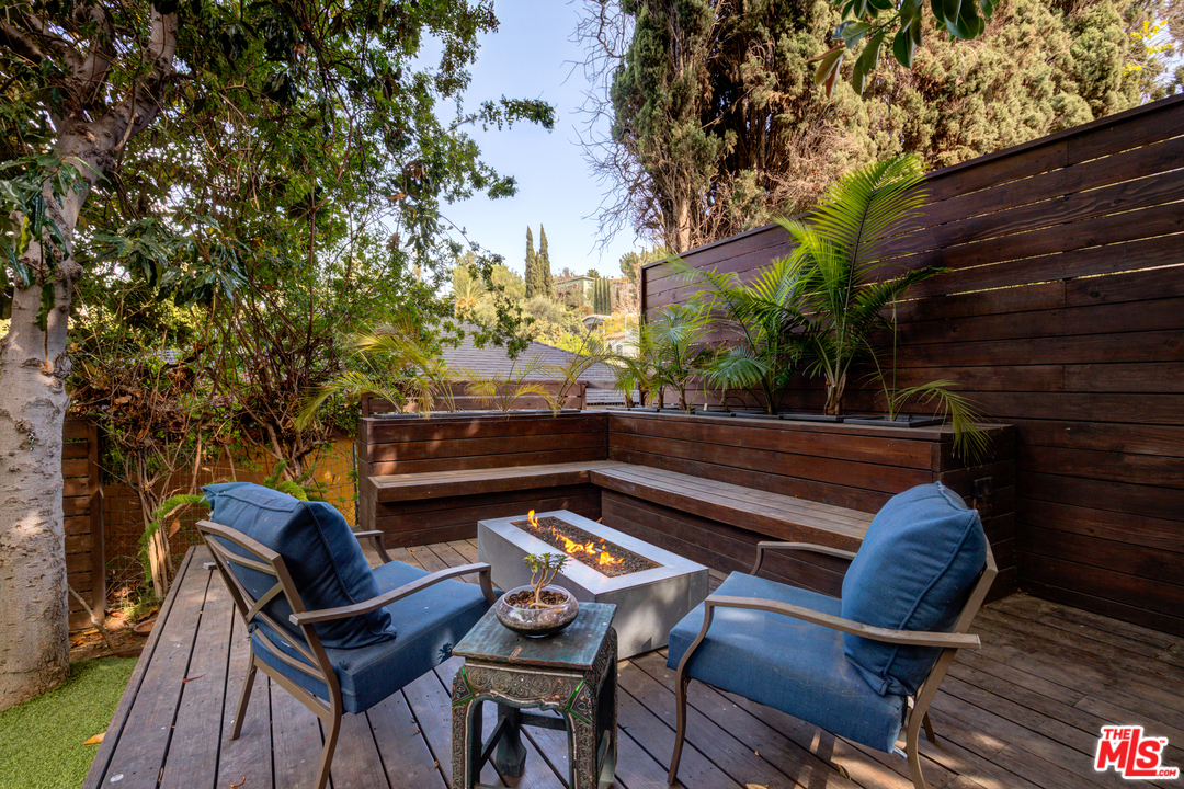 2448 Riverside Place Los Angeles, CA 90039 - Photo 48 of 52