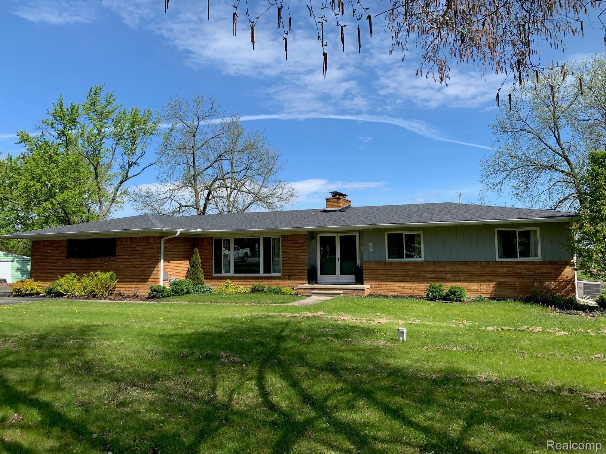 62 Davis Lake Road Lapeer, MI 48446 - Photo 1 of 30 IMG_7469.jpg
