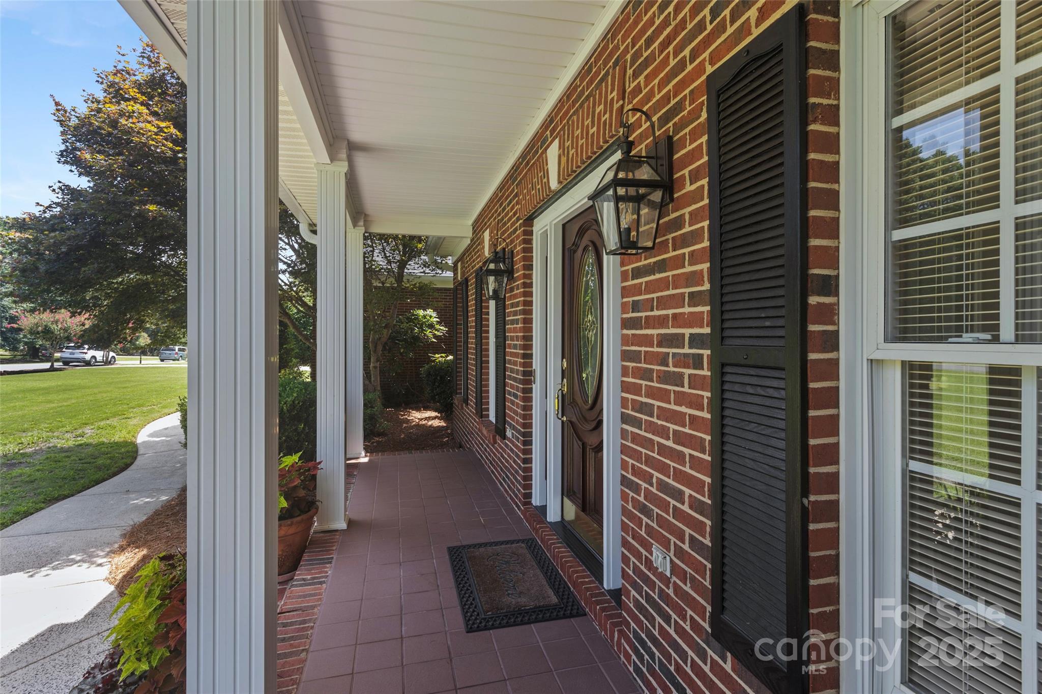 6138 Highview Road Matthews, NC 28104 - Photo 3 of 45 Gallery Image 3