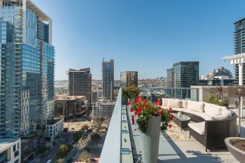 $2,495,000 | 1240 India Street, Unit 1910, San Diego, CA 92101
