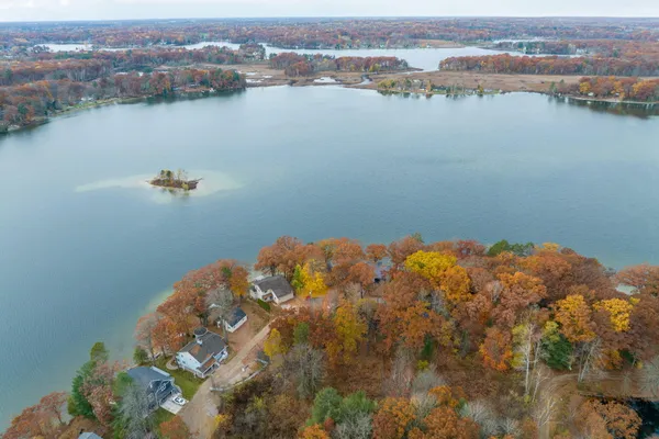 $599,900 | 10443 Midshore Drive, Unit 62, Mecosta, MI 49332