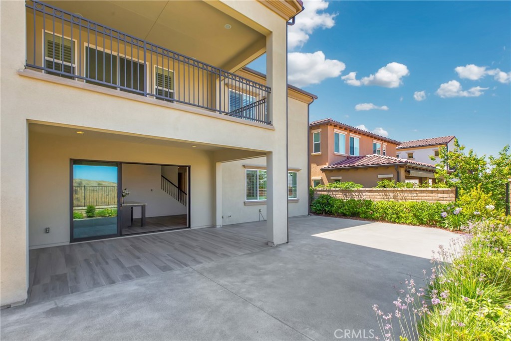 49 Heliotrope Lake Forest, CA 92630 - Photo 4 of 30