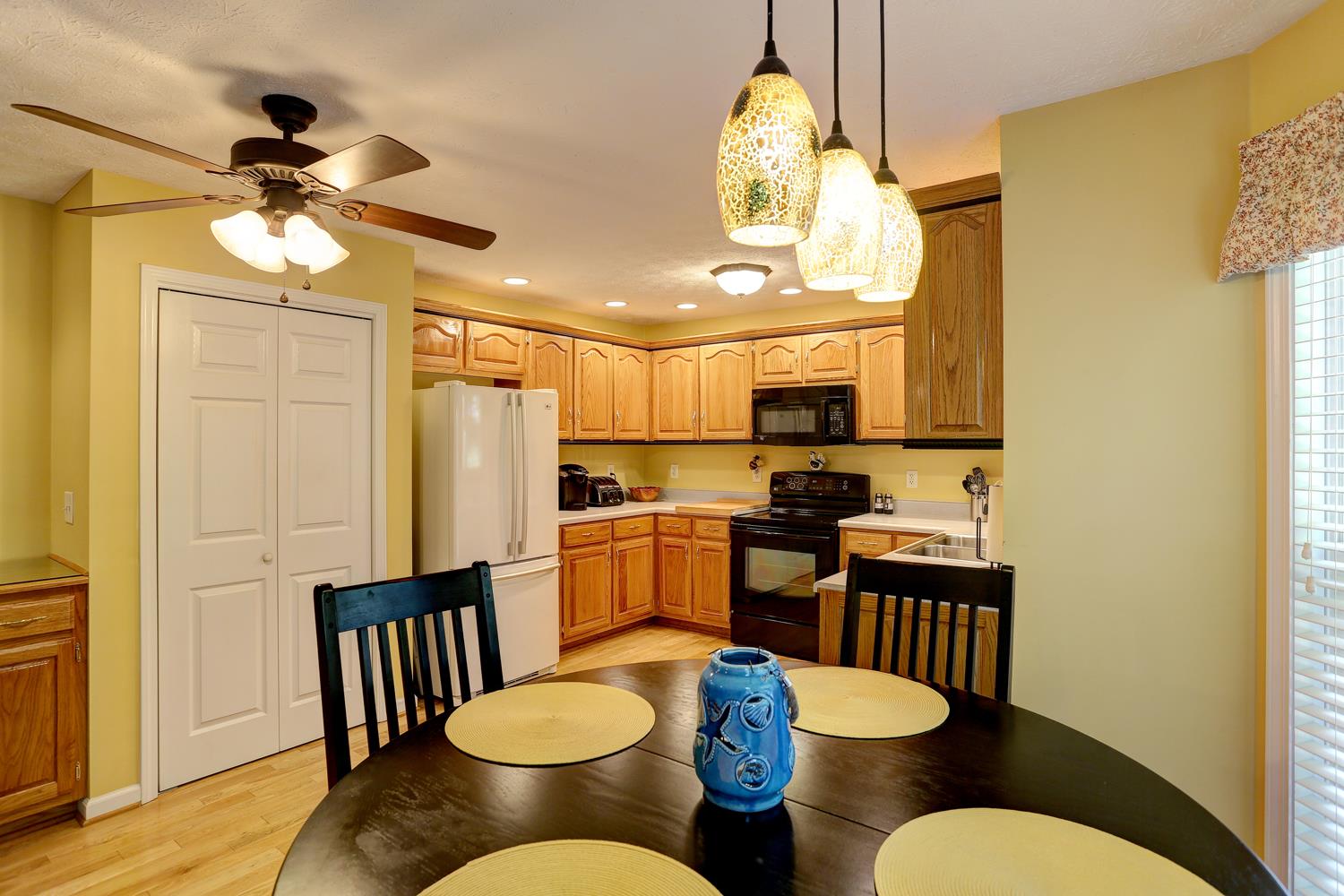 105 Lear Road Portland, TN 37148 - Photo 8 of 25 a view of a dining room with furniture