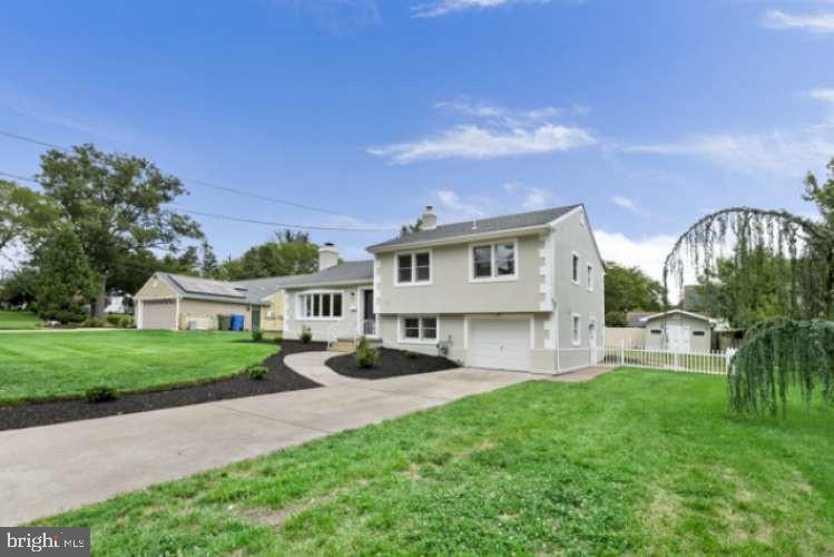 105 Covered Bridge Road Cherry Hill, NJ 08034 - Photo 2 of 31 Gallery Image 2