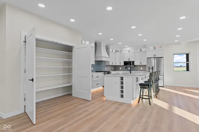 $1,250,000 | 1928 North 300th Street West, Greenfield, IN 46140