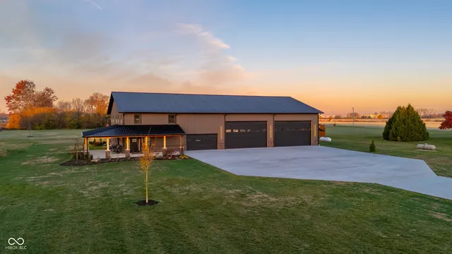 $1,250,000 | 1928 North 300th Street West, Greenfield, IN 46140
