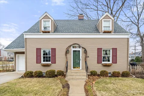 $549,000 | 145 E Road, Glen Ellyn, IL 60137