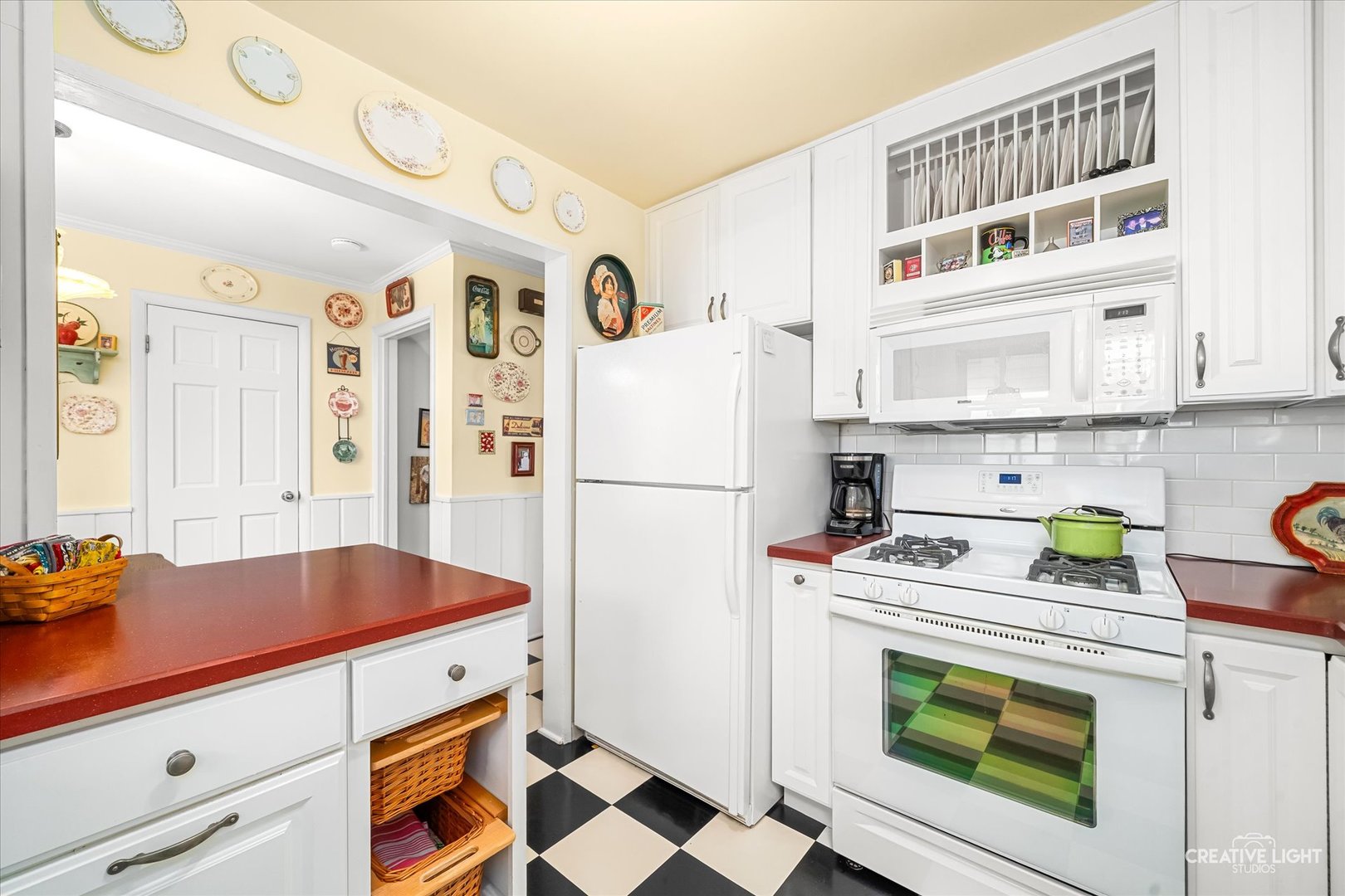 145 E Road Glen Ellyn, IL 60137 - Photo 8 of 27