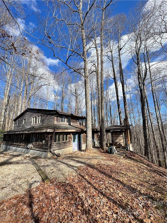 10 Blue Clay Road Spruce Pine, NC 28777 - Photo 4 of 48 Gallery Image 4