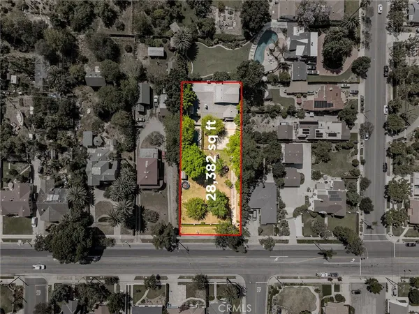 $2,900,000 | 440 West Main Street, Tustin, CA 92780