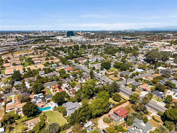 $2,900,000 | 440 West Main Street, Tustin, CA 92780