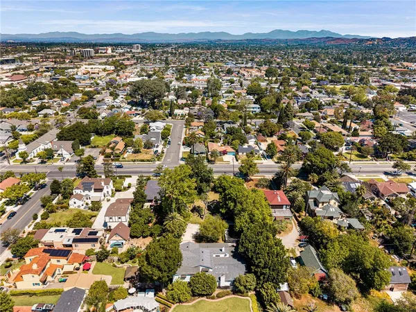 $2,900,000 | 440 West Main Street, Tustin, CA 92780