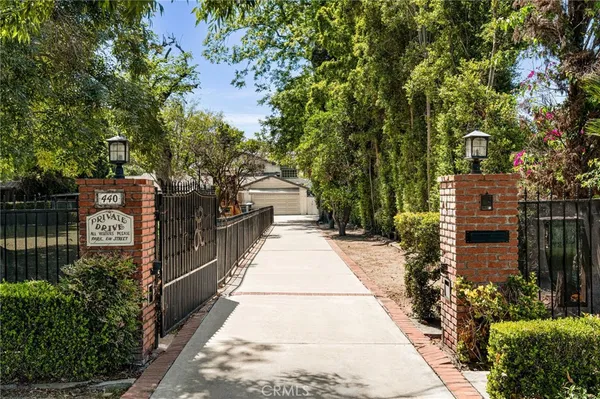 $2,900,000 | 440 West Main Street, Tustin, CA 92780