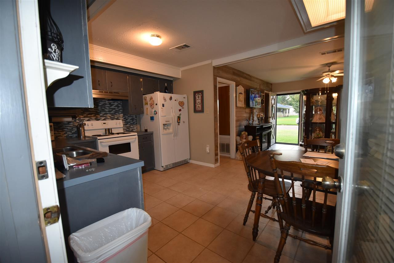 2039 Melvin Road Pearl, MS 39208 - Photo 6 of 19 Photo 6
