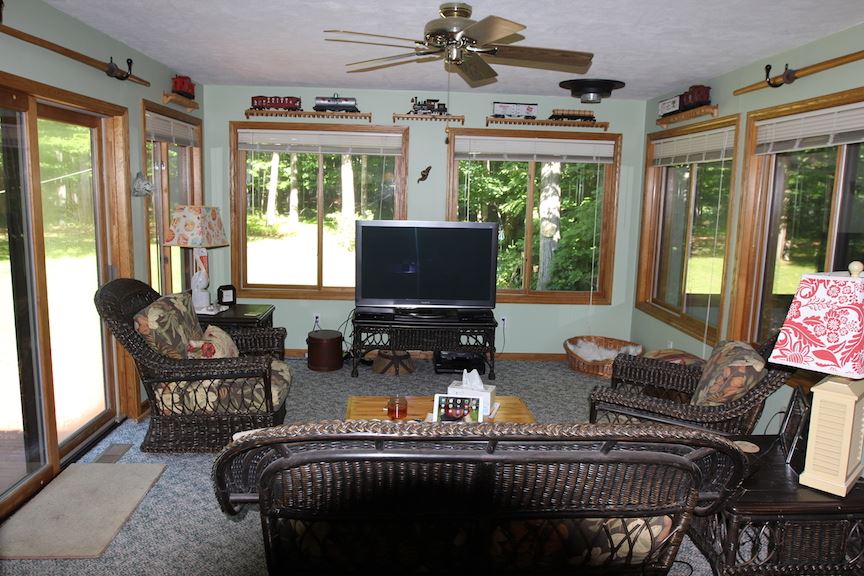 860 Ellinger Road Alanson, MI 49706 - Photo 11 of 32 1848429-10.JPG