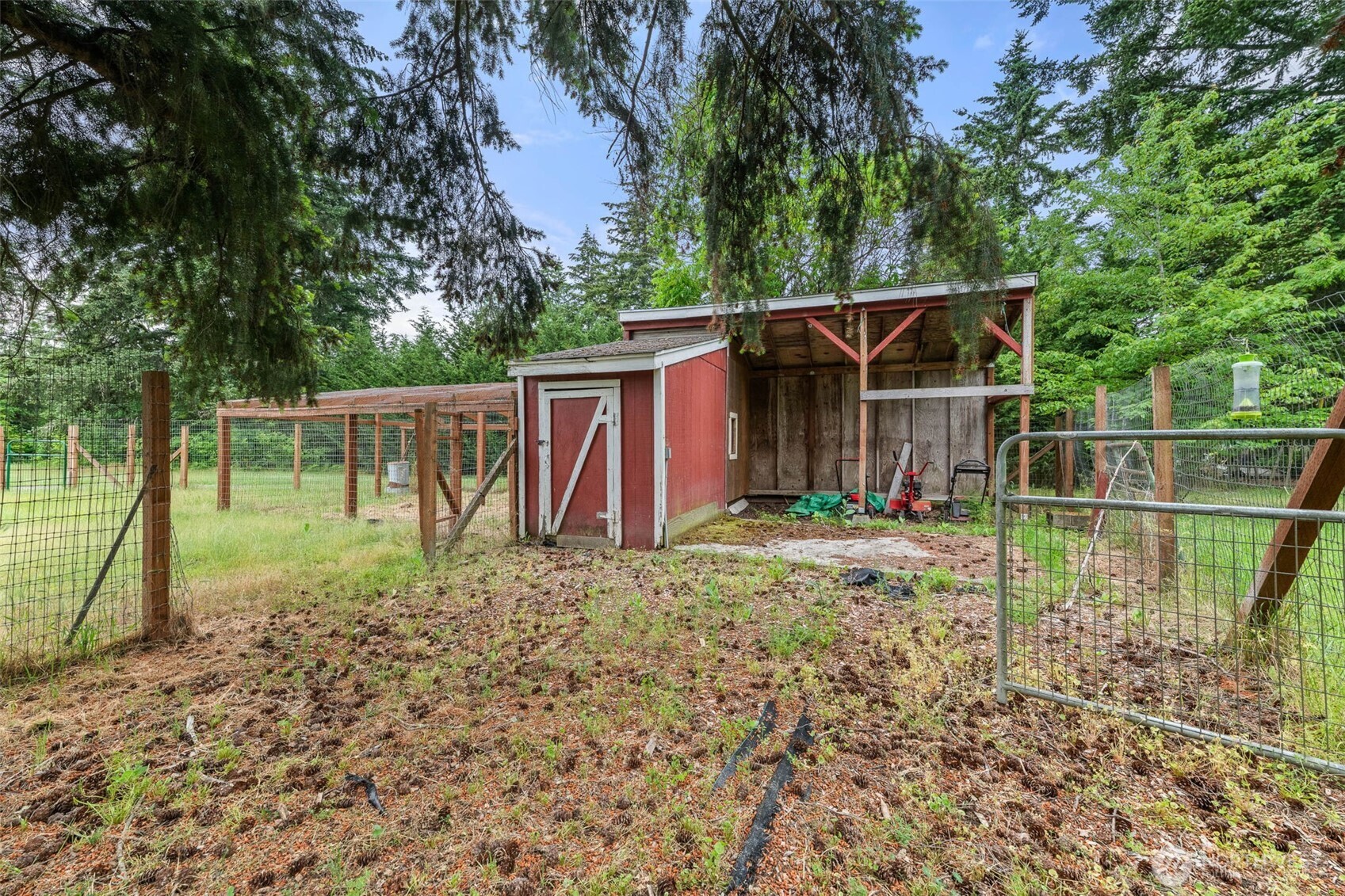 20226 Neat Road Southeast Yelm, WA 98597 - Photo 36 of 39