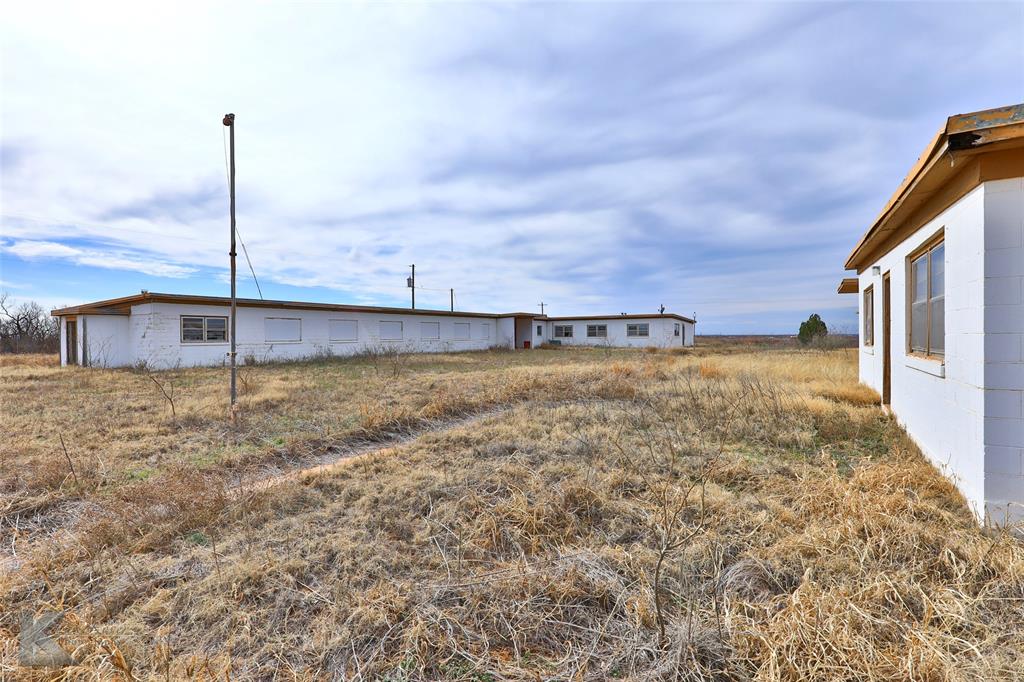 8249 West Lake Road Abilene, TX 79601 - Photo 9 of 38